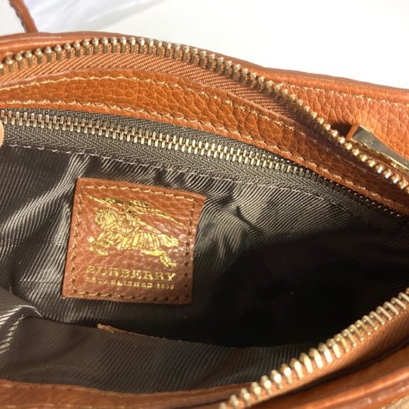 Small Burberry shoulder bag or handbag - Picture 8 of 11